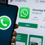 تطبيق واتساب مزيف يخدع مستخدمي أندرويد ويحصد نصف مليون تنزيل عبر متجر جوجل بلاي